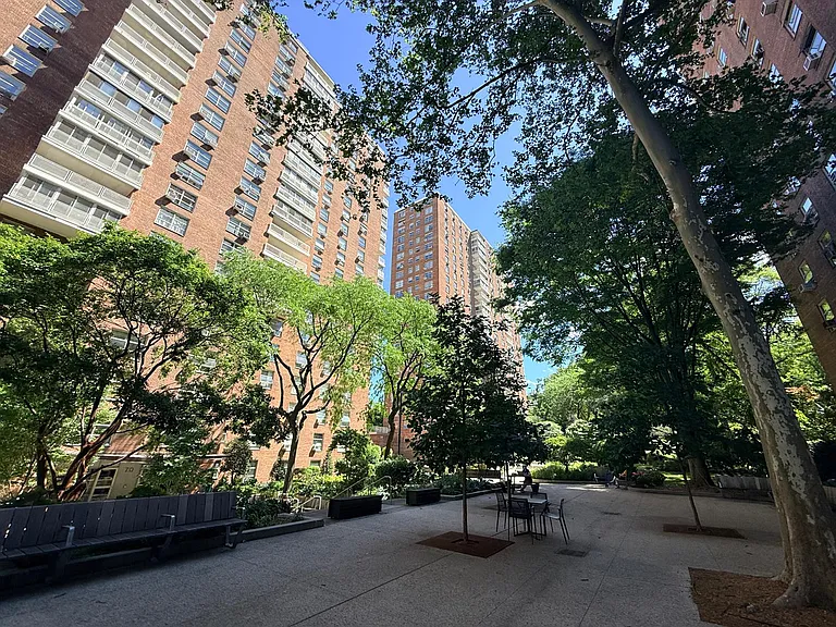 501 W 123rd St #2C — Photo 18