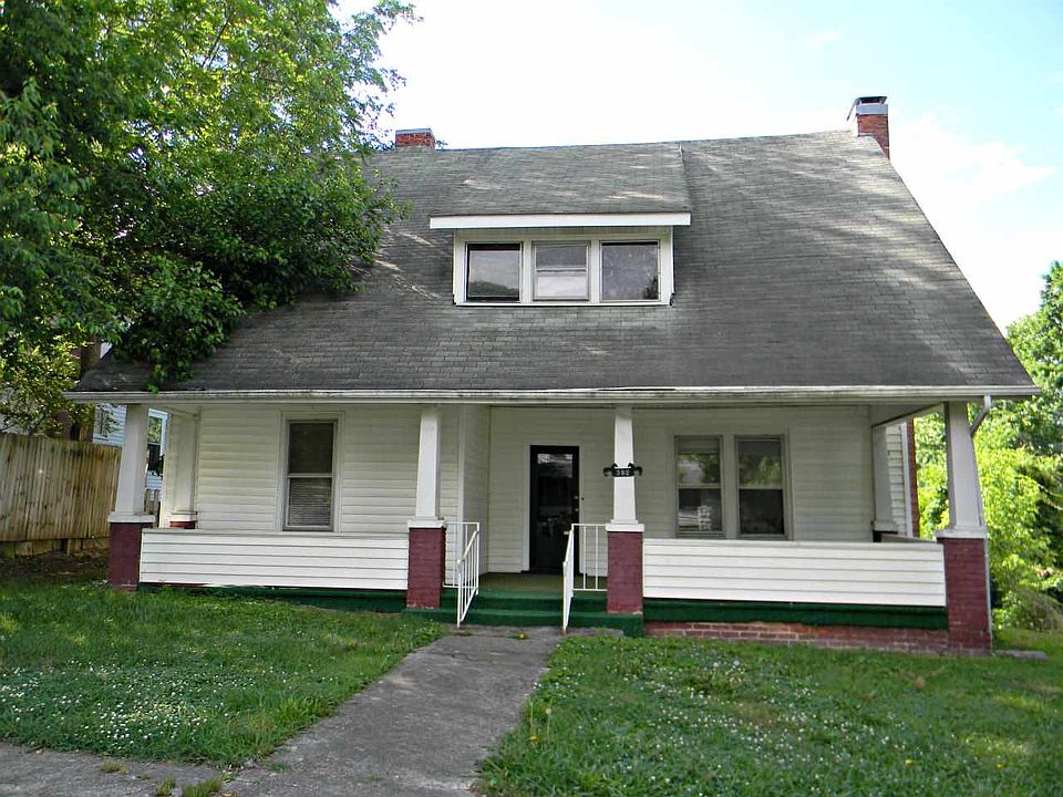 1st image of 302 W Louise Ave