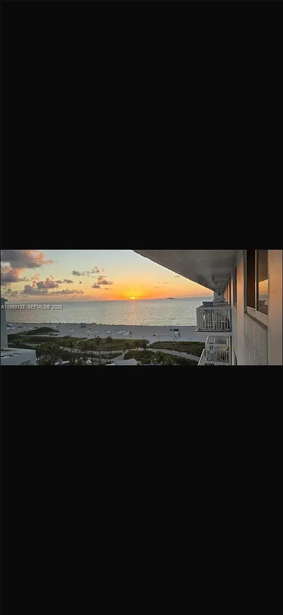 Building Photo - 401 Ocean Dr #1124