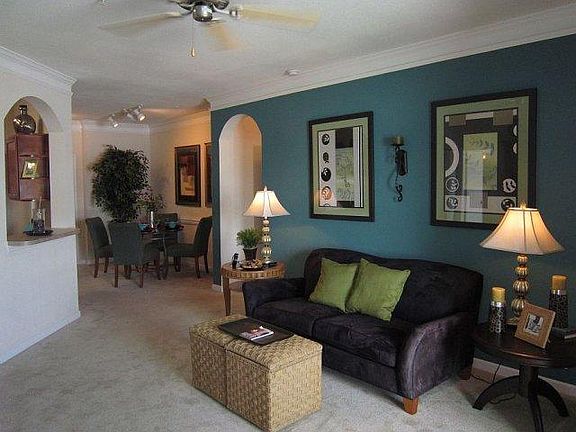 4th image of 5831 142nd Ave N #101