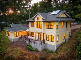 119 Bull Mountain Rd, Asheville, NC 28805