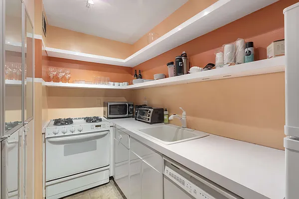 Rented by Compass | media 8