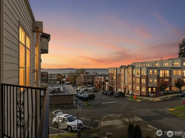 1201 13th Street #301, Bellingham, WA 98225