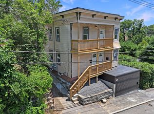 8 Sheldon St, Fitchburg, MA 01420