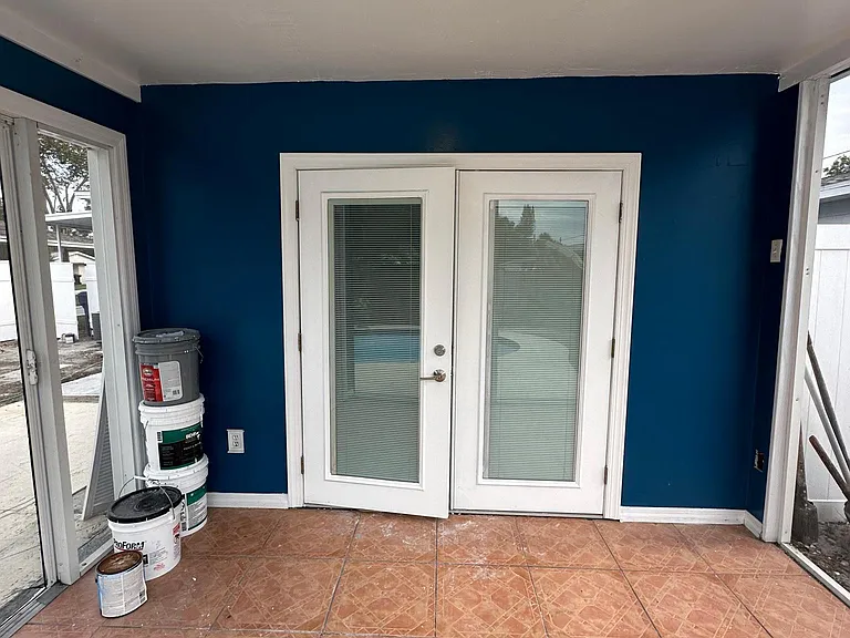 3428 Ithaca St N — Photo 35