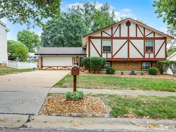 1834 Chelmsford Ct, Saint Louis, MO 63146