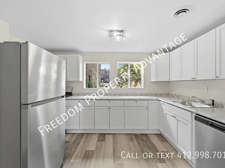 5154 Butler St #2 — Photo 3