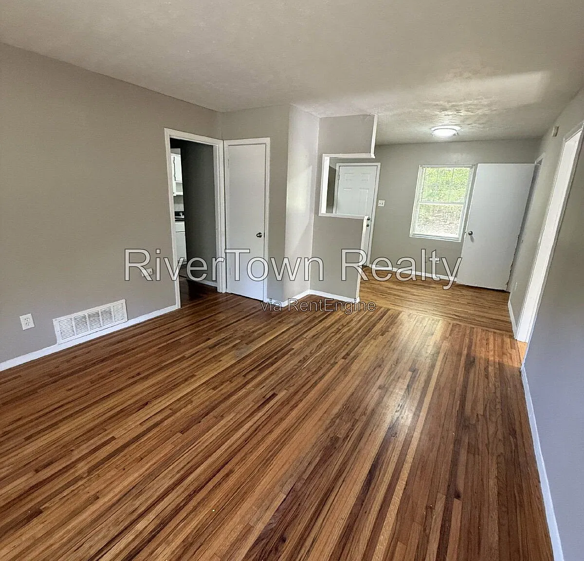 3 bed, 1.0 bath, 1205 sqft, $995 — Photo 4