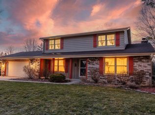 9930 W Greenwood Trl, Milwaukee, WI 53224