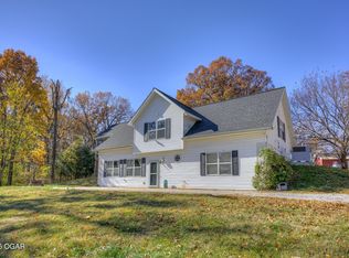 2285 Quail Rd, Diamond, MO 64840