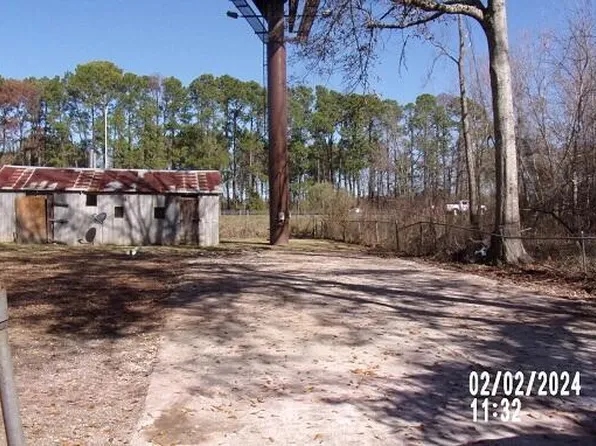 226 Sabatier Rd, Scott, LA 70583