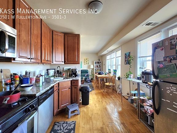 4th image of 3501 W Fullerton Ave APT 3