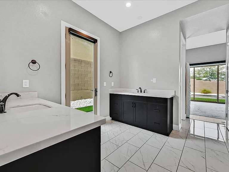 12430 Brass Ridge Dr — Photo 13