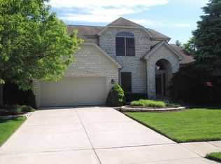 3805 Hidden Cove Cir, Lewis Center, OH 43035