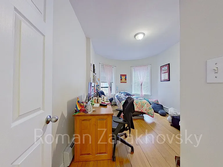1950 Beacon St #2 — Photo 14