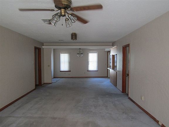 3rd image of 2116 NW Dearborn Ave