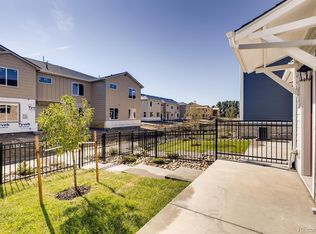 637 Stonebridge Dr, Longmont, CO 80503