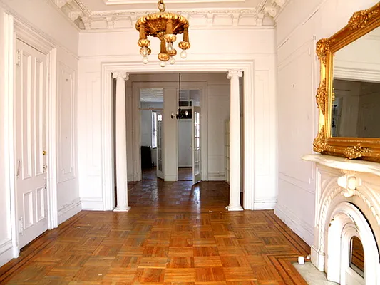 Rented by Vespa Properties Group | media 6