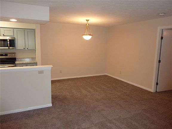 5th image of 6630 Green Branch Dr #7