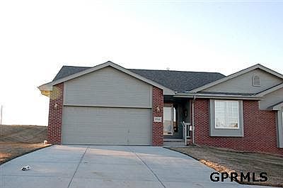 1st image of 5706 N 167th Crescent Ave