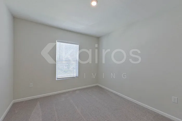 1802 Nebraska Loop — Photo 13