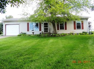 102 Untersee Ct, Davis, IL 61019