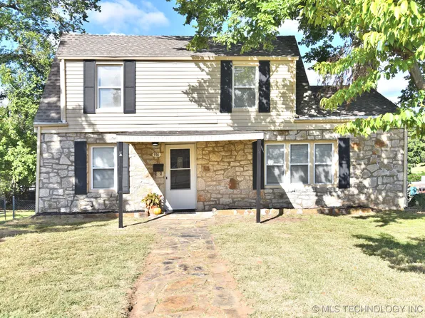 916 N Grant Ave, Sand Springs, OK 74063