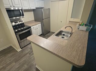 31048 Dorchester APT 168, New Hudson, MI