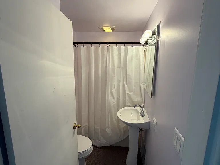 520 Lincoln St #1 — Photo 7