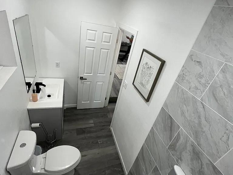 1204 Sawmill Rd NW #1 — Photo 6