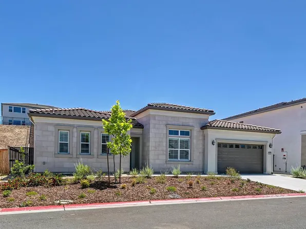1047 Lassen Peak Dr, El Dorado Hills, CA 95762