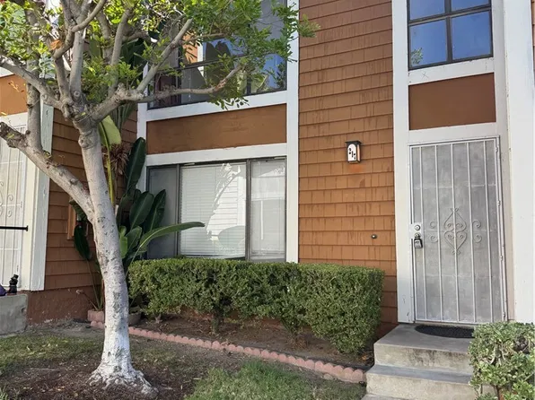 25885 Trabuco Rd, Lake Forest, CA 92630