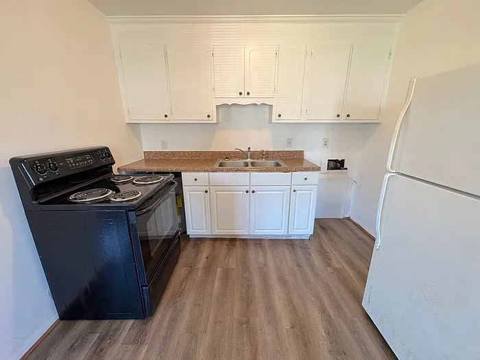 406 Bosley Ave #D — Photo 15