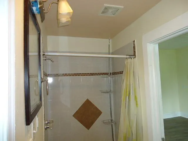 120 Hurt St — Photo 9