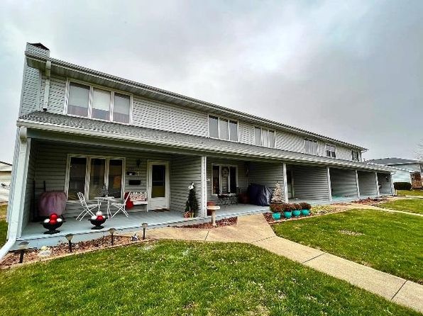 1709 Rockingham Dr APT A, Normal, IL 61761
