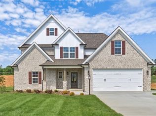 121 Sandpiper Dr #21, Lexington, NC 27295