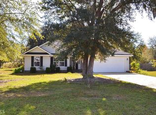 305 Labrador Ln, Guyton, GA 31312