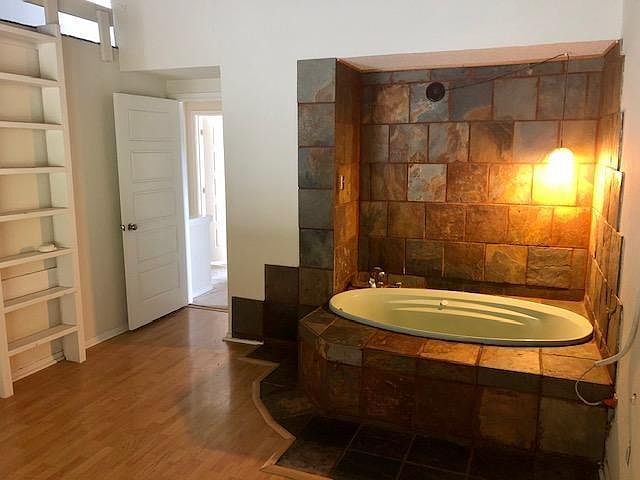 1st image of 805 Paisley Dr APT 13