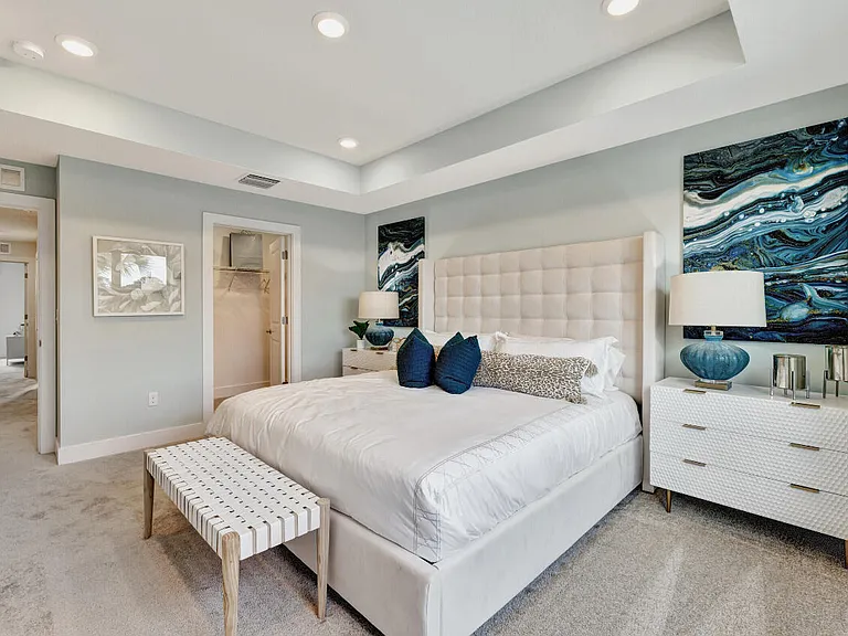 608 NE Waters Edge Ln #2202 — Photo 13