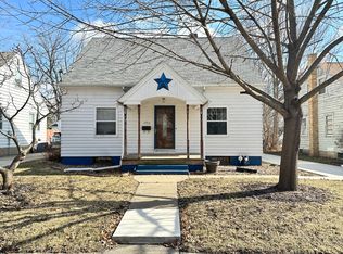 1202 13th Ave, Sterling, IL 61081