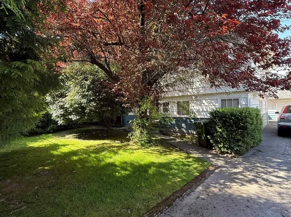 8251 Leslie Rd, Richmond, BC V6X 1E4