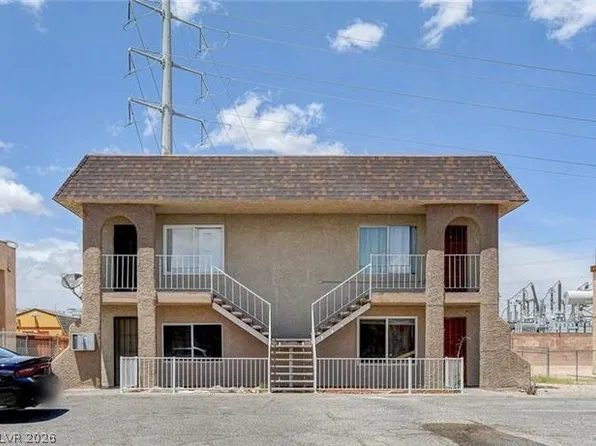 5322 Del Gado Dr, Las Vegas, NV 89103