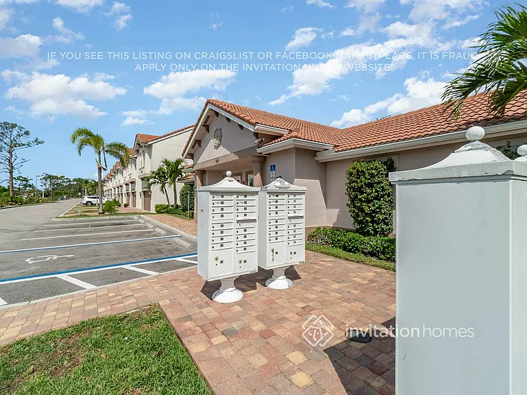 7165 Greenwood Park Cir — Photo 21