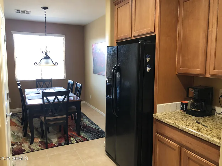 6566 W Mockingbird Ct — Photo 5