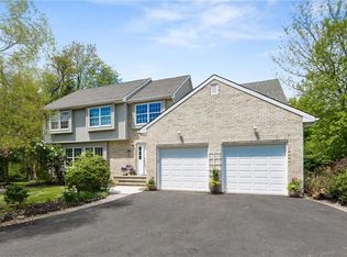 301 Dunhams Corner Rd, East Brunswick, NJ 08816