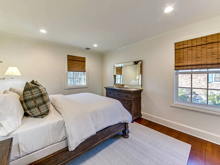 189 Lumber Ln — Photo 26