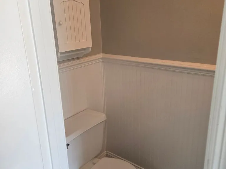 4503 NW 41st Pl — Photo 17