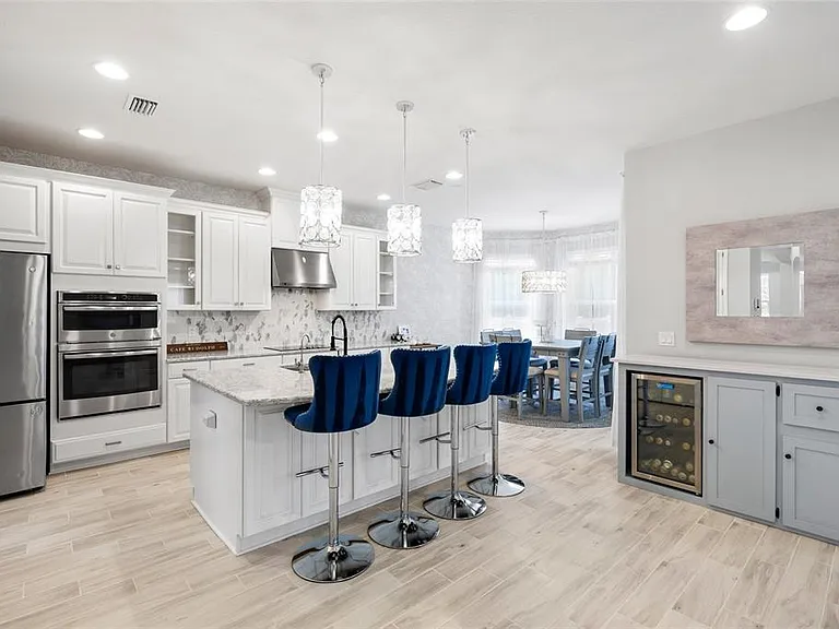 8029 Clementine Ln — Photo 15