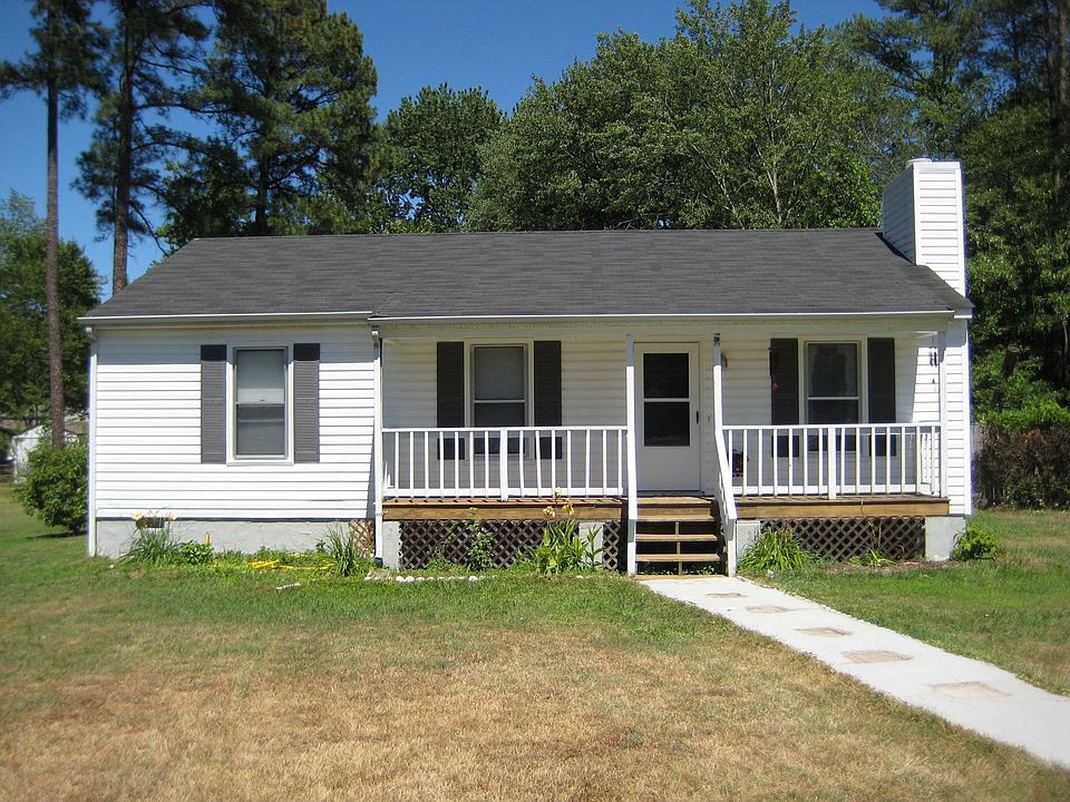 1st image of 2700 Laurelton Pl