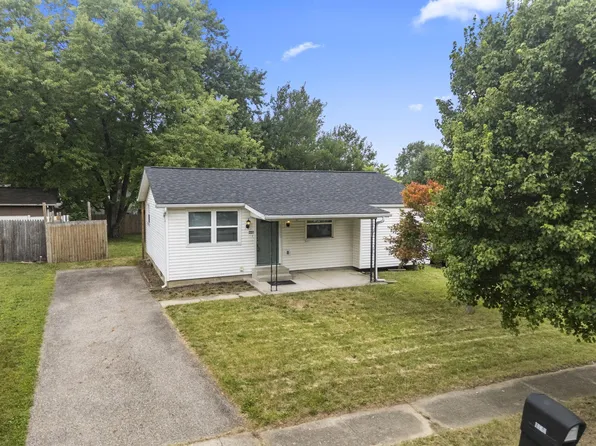 1679 Woodhurst Ct, Columbus, OH 43223